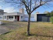 Casa en Los Mimbres Barrio Cerrado