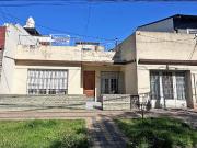 CASA EN LOTE PROPIO DE 3 AMBIENTES CON VIVIENDA A...