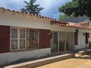 CASA EN LUJAN A REFACCIONAR, EXCELENTE UBICACION
