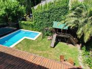 Casa en Martinez de 300m2 y 394m2 lote, 6 ambientes y...