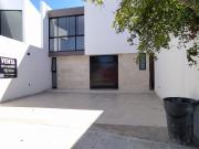 CASA en Mayorazgo Priv San Gabriel