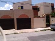 CASA EN MERIDA EN RENTA F 11251, 3 RECAMARAS Y ALBERCA...