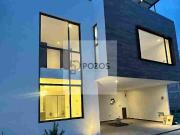 Casa en Metepec Moderna, luminosa y con roof garden equipado