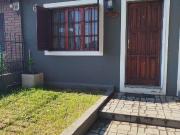 Casa en Monseñor Pablo Cabrera 2608 con tres dormitorios...