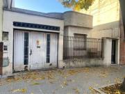 CASA EN MONTE CASTRO A REFACCIONAR 4 AMBIENTES