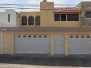 CASA EN MORELIA, MUY AMPLIA, ACABADOS DE LUJO, CON TODAS...