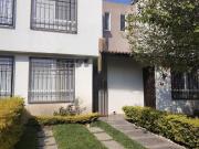 CASA EN MORELOS, MUY AMPLIA, ACABADOS DE LUJO, CUENTA...