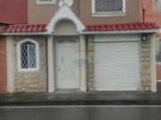 Casa en mucho lote i