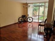 CASA EN MUY BUEN ESTADO, CERCA A PARQUE