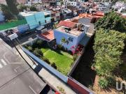 Casa en Nueva Chapultepec en esquina, Morelia, Michoacán