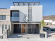 Casa en Nuevo Refugio NUEVA de AUTOR !