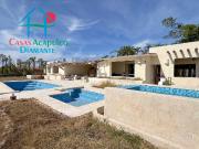 ¡Oportunidad única! Residencia con gran potencial para...