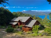 CASA EN PARCELA CON ACCESSO Y VISTA LAGO CALAFQUEN