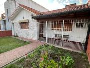 Casa en Parque San Vicente, dos dormitorios con patio,...