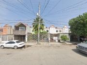 Casa en paseo Canal de San Antonio mil setecientos... Casa en paseo Canal de San Antonio mil setecientos...