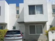 CASA EN PASEOS DEL BOSQUE CORREGIDORA