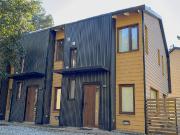 Casa en PH con patio propio y estacionamiento