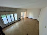 Casa en Planta Alta. Echesortu Oeste. Patio terraza