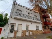 Casa en Planta alta en Echesortu con patio terraza