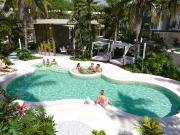 CASA EN VENTA EN PLAYA DEL CARMEN DE 4 HABITACIONES Y 3...