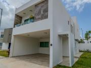 Casa en Playa del Carmen 3 Rec?maras con Casa Club |...