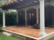 CASA EN PLAYACAR RENTA PLANTA BAJA MUY LUMINOSA