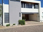 Casa en Portones del Campestre