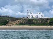 CASA EN POSORJA: ¡Oportunidad Única! Se Alquila...