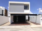 Casa en Praderas de mayab, 3 Rec. y alberca
