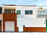 CASA EN PRADO CHURUBUSCO A un minuto un minuto del metro...