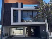 Casa en Pre VENTA en Lomas de Angelopolis cluster con...