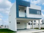 Casa en Pre Venta, Estricta Seguridad, Cerca Hospital La...
