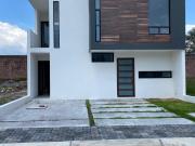 Casa en preventa con 3 habitaciones, residencial Alta...