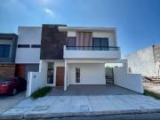 Casa en Preventa con 4 rec?maras, una en Planta Baja en...