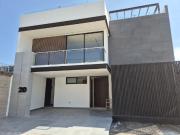 CASA EN PREVENTA CON 5 RECÁMARAS EN PARQUE CHIAPAS