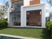 Casa en preventa con Alberca, Jardín y Sala a Doble...