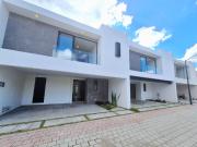 CASA EN PREVENTA CON SALIDA A ROOF A UNOS MINUTOS DE...