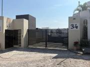 CASA EN PREVENTA en Condominio en Col Las Palmas