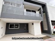 Casa en Preventa en Fraccionamiento Arboreto con 4 rec?maras