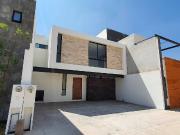 Casa en Preventa en Privada Cimera