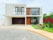 Casa en Preventa en Privada Residencial en Sitpach