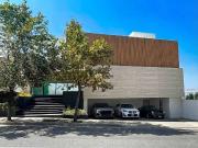 Casa en preventa La Loma Golf con alberca y excelentes...