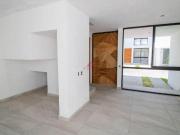 Casa en venta por Mariano Otero, Zapopan Jalisco