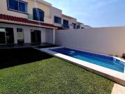 Casa en Preventa, sola, amplia, nueva, jardin y alberca,...