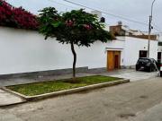 Casa en primera fila de Playa norte, jardín, BBQ, San...