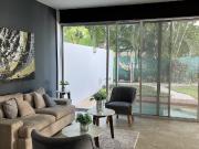 casa en priv. palmequen amueblada atrás de torre sky...