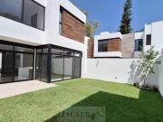 CASA en PRIVADA cerca Walmart Avila Camacho