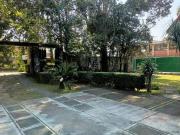 Casa en Privada con Portón de Acceso y en Esquina en...