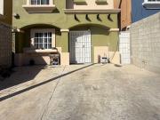 Casa en Privada con Terreno Amplio + Opción de Compra...