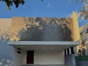 Casa en privada de 3 Habitaciones en Country Club